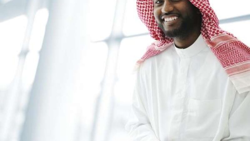 Man learning online in UAE